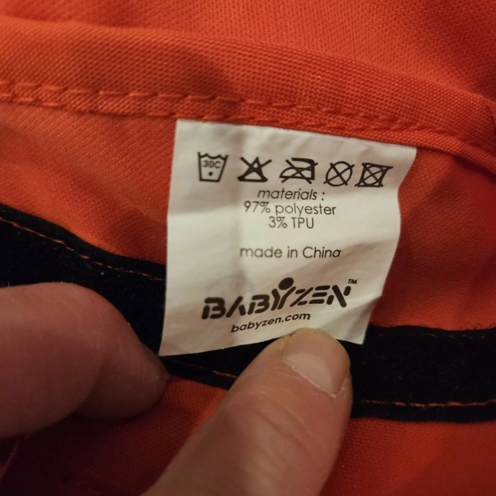 Babyzen YOYO Backpack (Referred to As A Travel Bag) Babyzen YOYO Stroller. Used - Picture 2 of 5